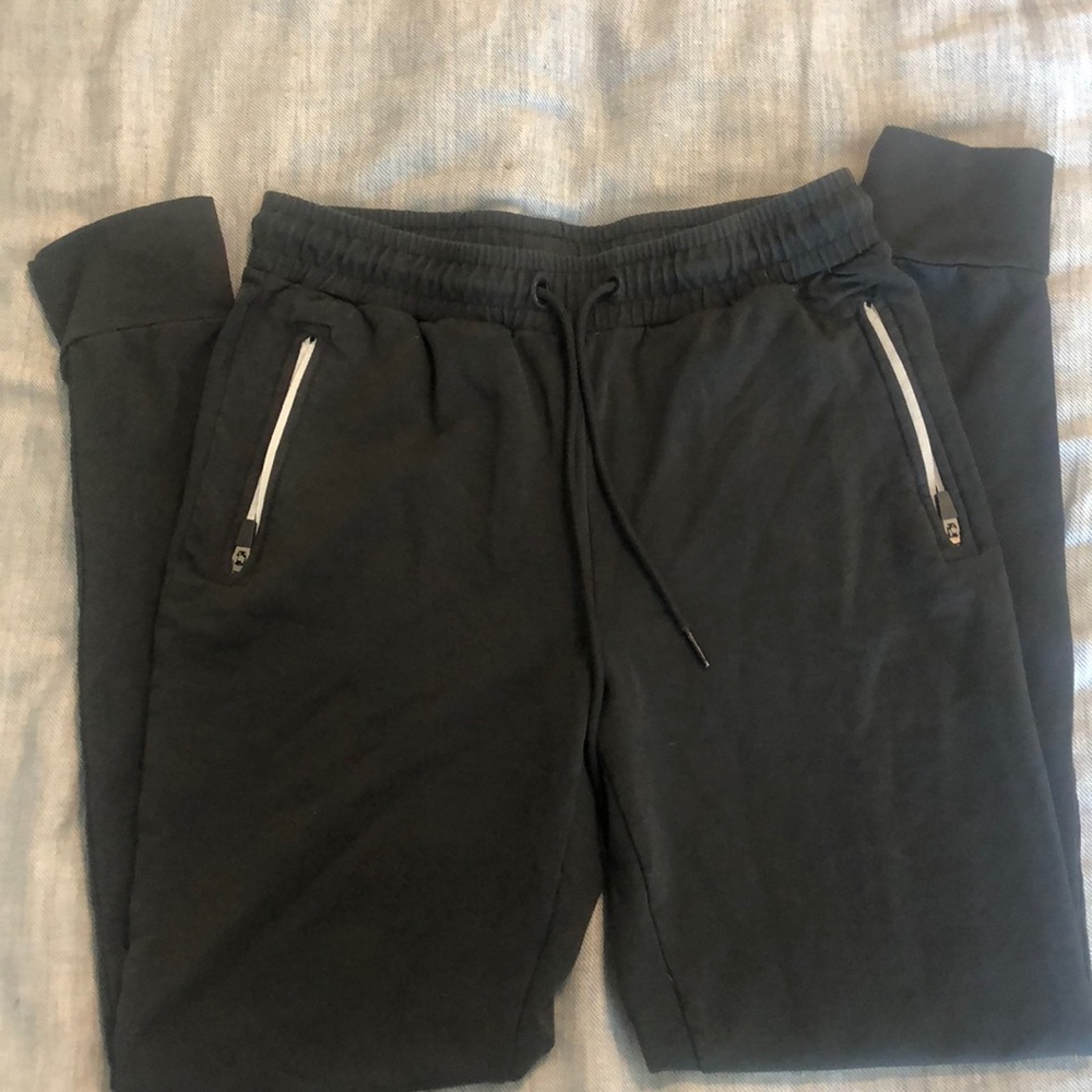 Barbella Box Joggers. Size Medium.